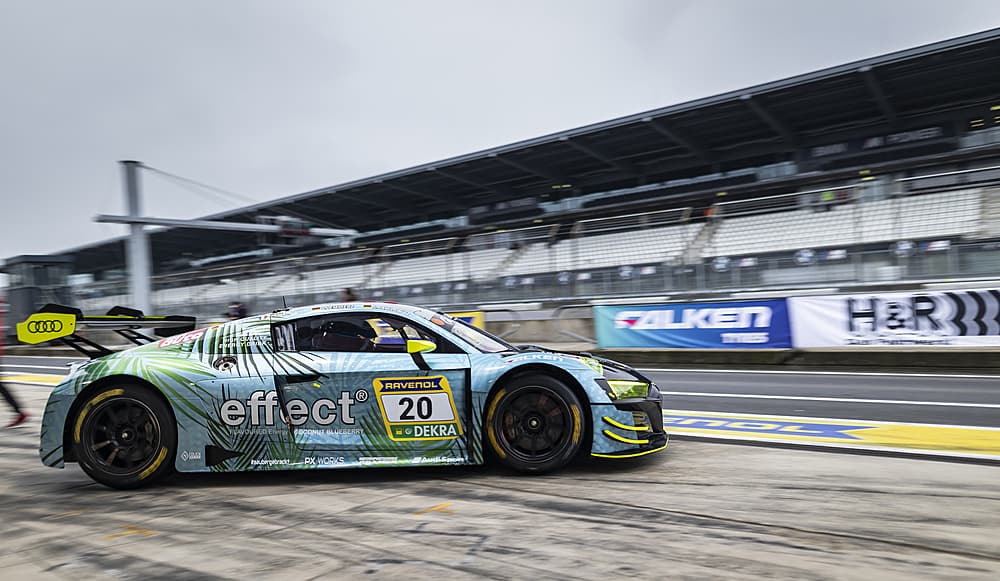 Audi R8 GT3 fährt los